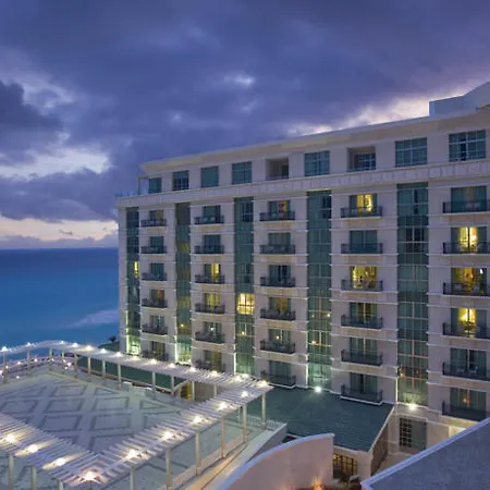 Le Meridien Cancun Resort And Spa